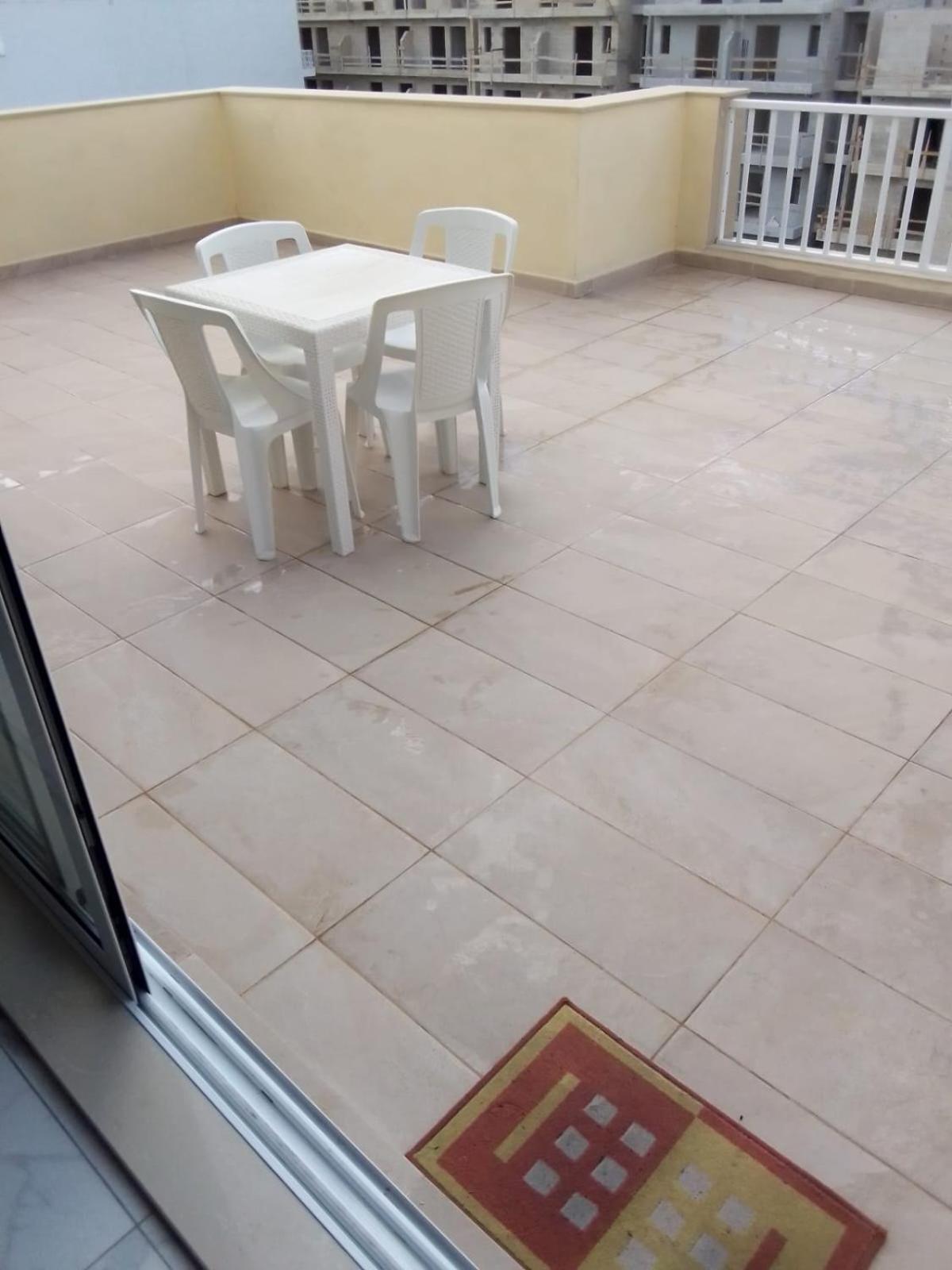 Central Apartment In Swieqi Is-Swieqi Kültér fotó