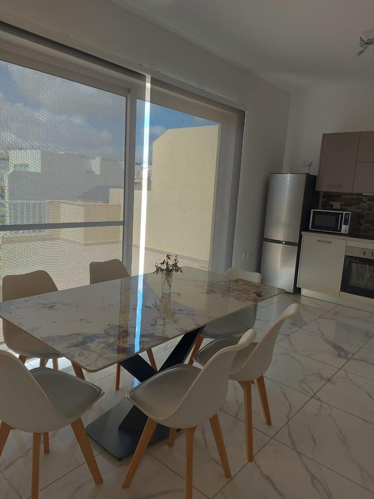 Central Apartment In Swieqi Is-Swieqi Kültér fotó
